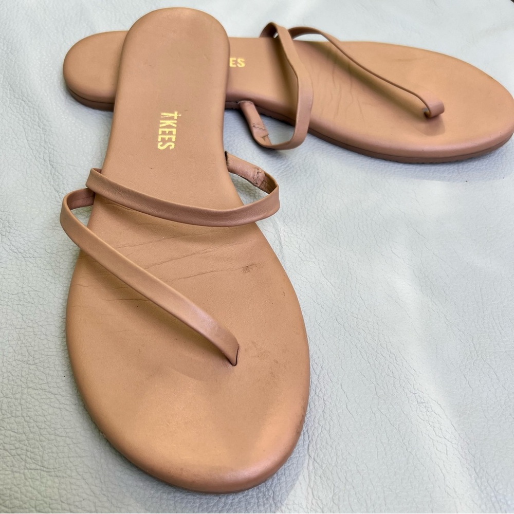 TKEES Women's Sarit Sandals size 8